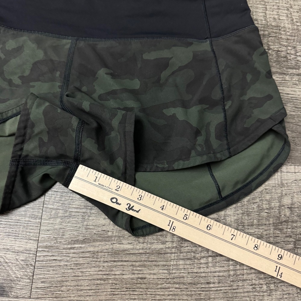 Lululemon Speed Up Low-Rise Short Camo Athletic Running Size 6 - Picture 4 of 7
